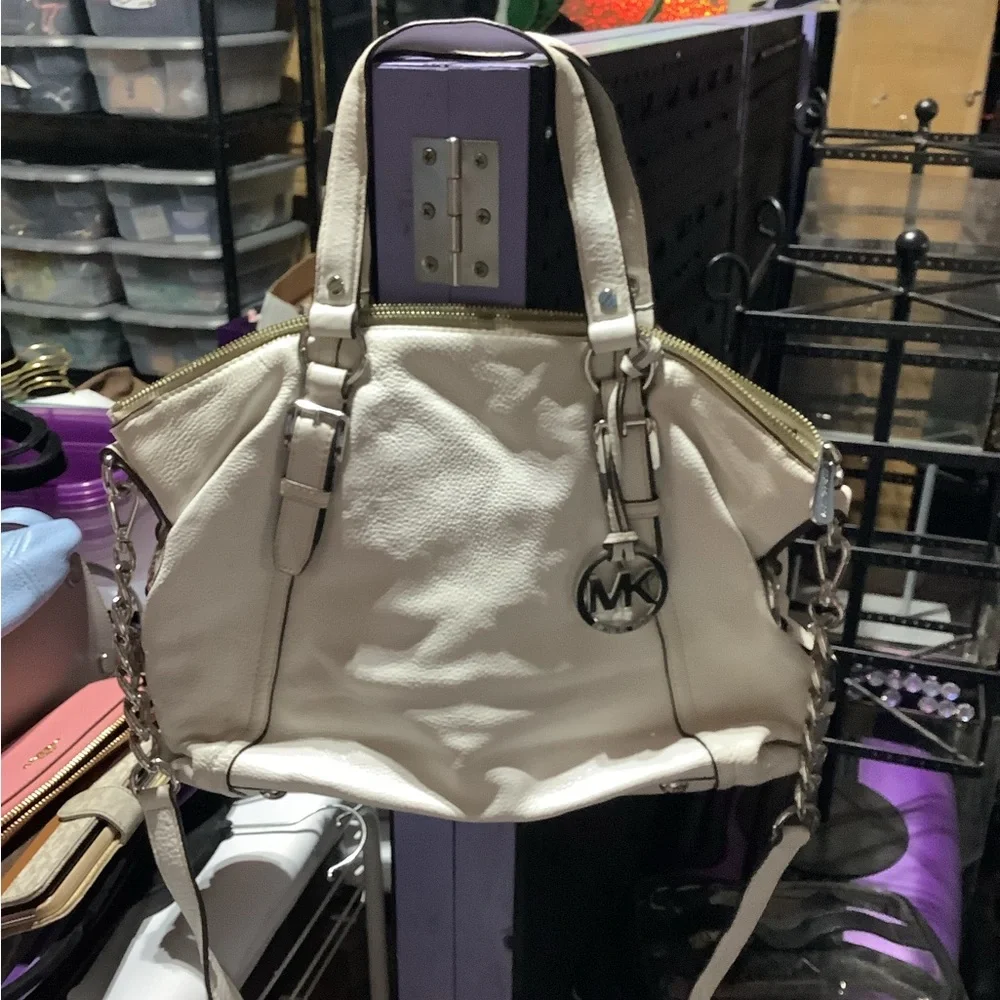 Authentic purses - Picture 7 of 15